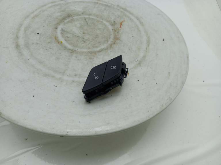 Mercedes C Class Door Lock Control Switch 2014-2021 A20590551519107