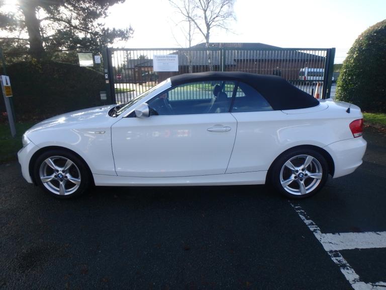 2013 BMW 1 Series 118i Exclusive Edition 2dr CONVERTIBLE Petrol Manual