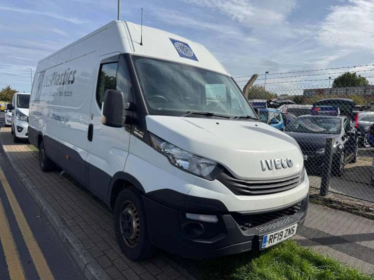 2019 Iveco Daily 3.0 TD 18V 35S 3520L L2 H3 5dr PANEL VAN Diesel Manual