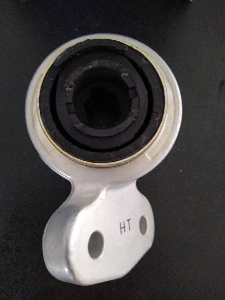 Control arm bushing BMW E36