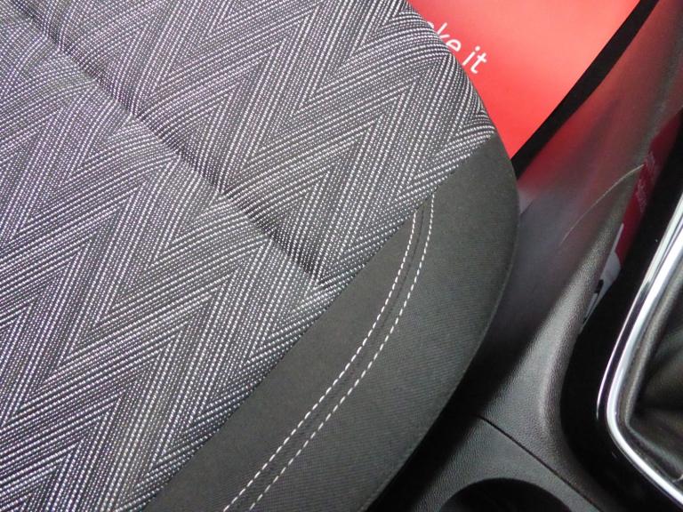 VAUXHALL CROSSLAND X 1.2 SRi Nav 2020