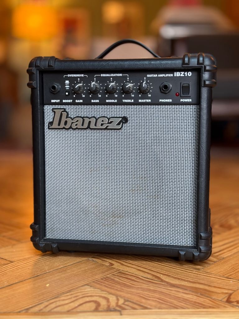 Ibanez  IBZ10 10W practice amplifier 