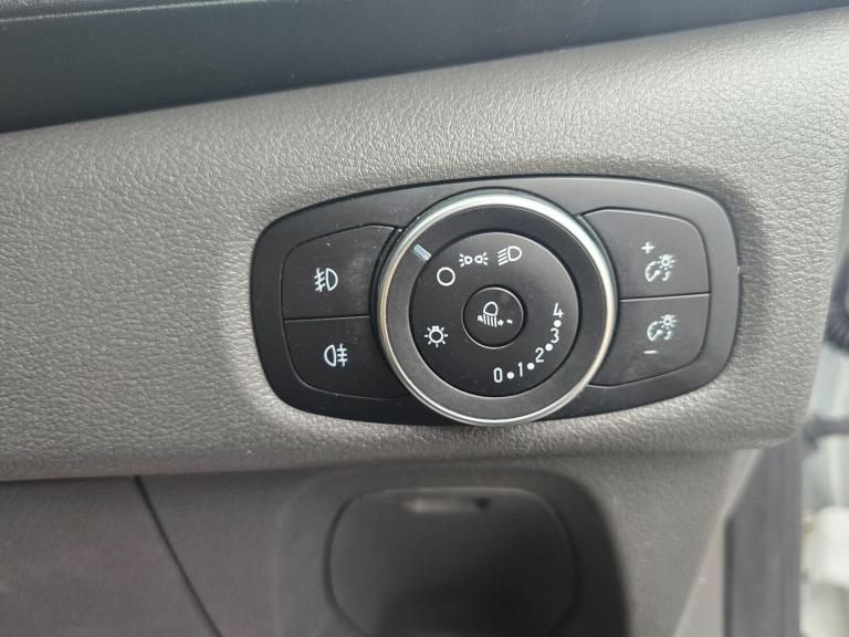 2019 Ford Transit Custom 2.0 TDCi 105ps Low Roof D/Cab Van PANEL VAN DIESEL Manual