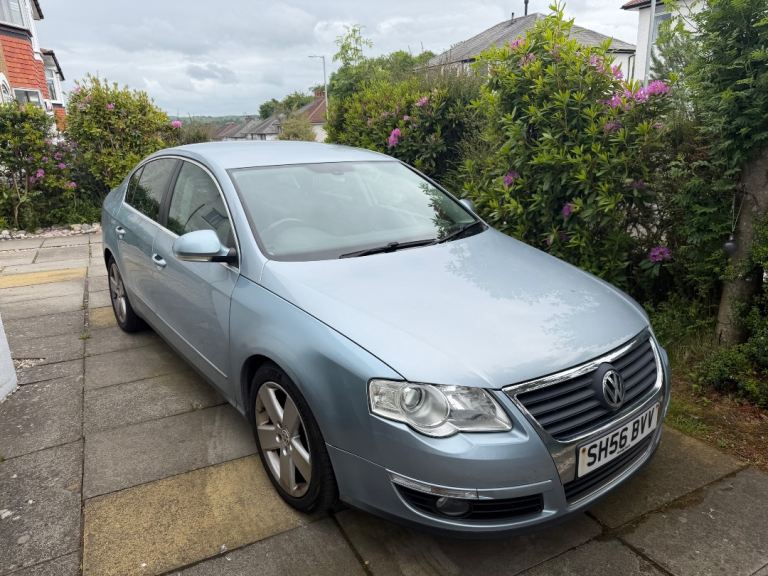 Volkswagen, PASSAT, Saloon, 2006, Manual, 1984 (cc), 4 doors
