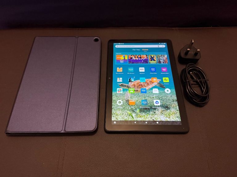 Amazon Fire HD 10 Black 11th Generation with Case