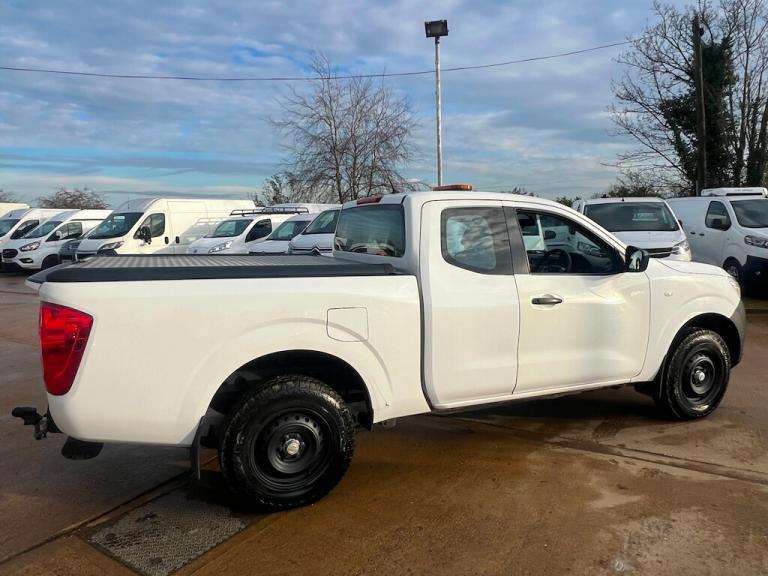 2018 Nissan Navara 2.3 dCi Visia King Pickup Extended Cab 4dr Diesel Manual 4WD Euro 6 (s/s) ( Pi...