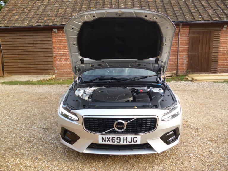 2020 Volvo V90 2.0 D4 R-Design Plus Auto Euro 6 (s/s) 5dr ESTATE Diesel Automatic