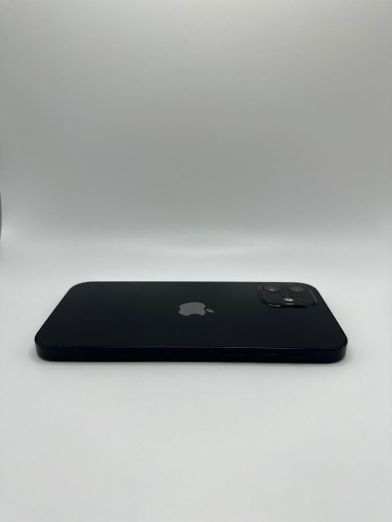 PRISTINE: Apple iPhone 12, 64gb, Black (UNLOCKED)