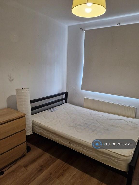 1 bedroom in Foley Hse, London, E1 (#2616420)