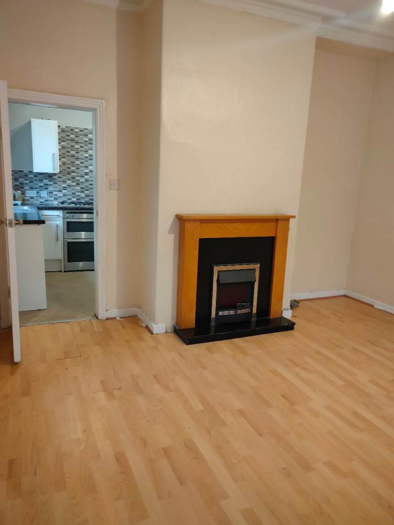 Parrat Row BD38DY - 2 Bedroom Back to Back terrace house 