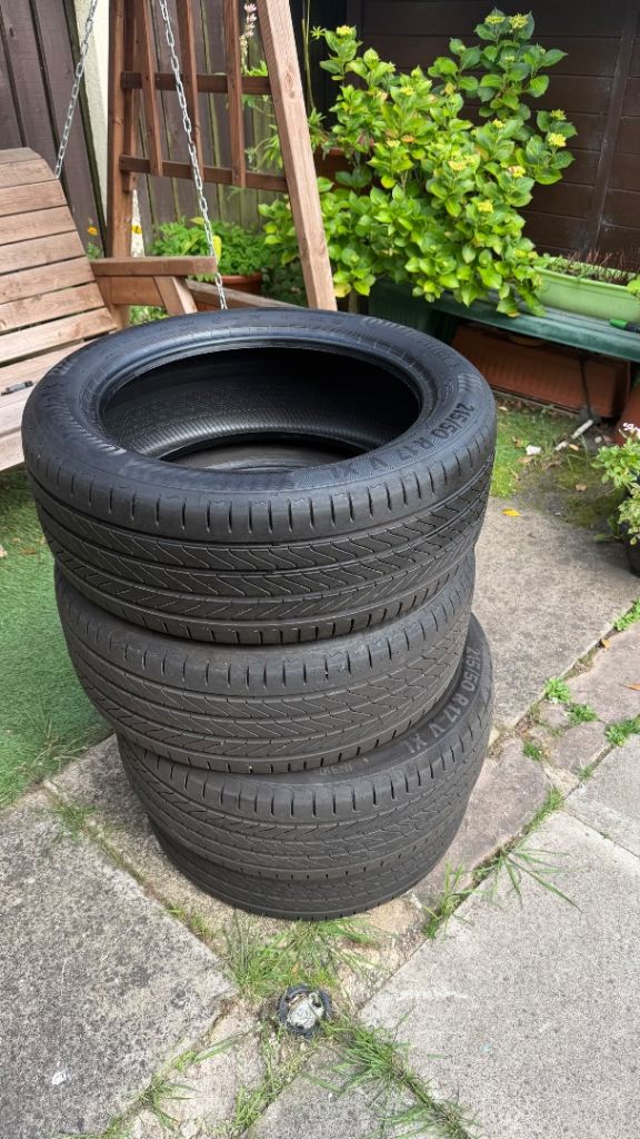 Continental premium contact c 215 50 R17