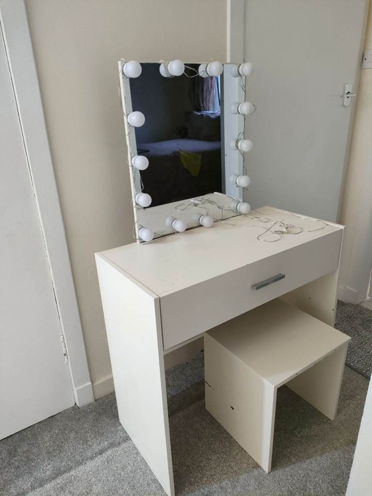 image for  Free Dressing table 