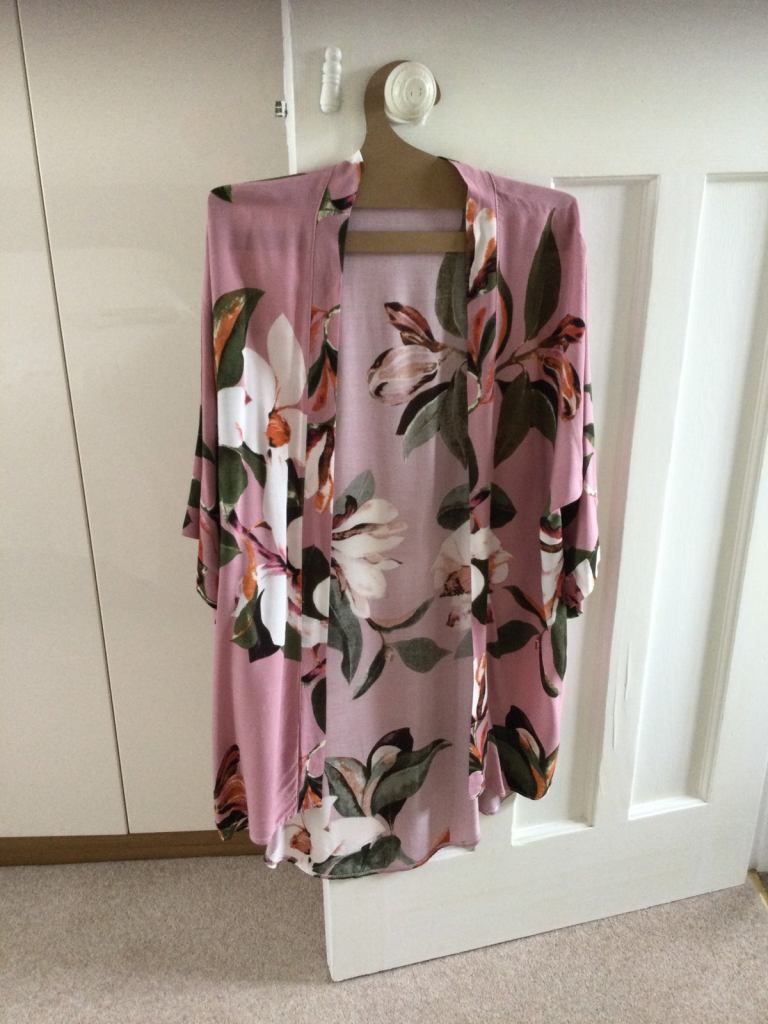 Ladies loose fit dressing gown.  New and unworn.