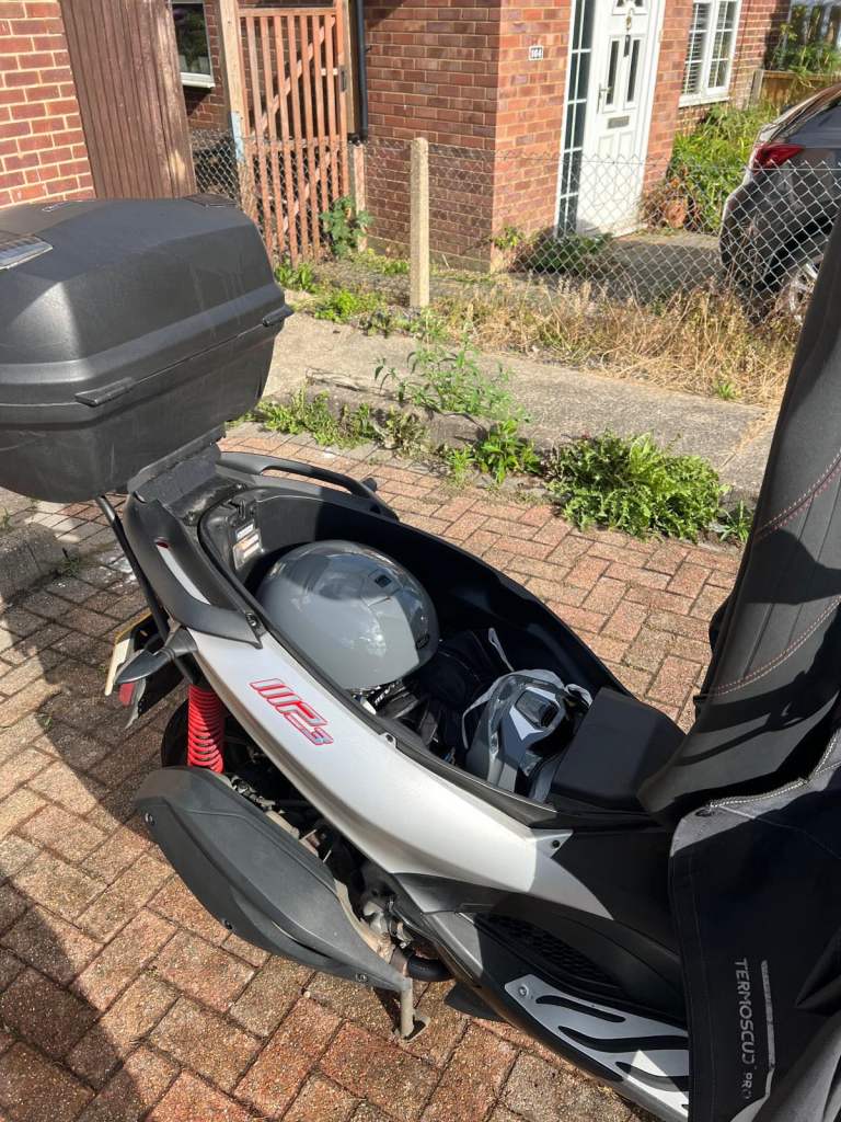 Piaggio, MP3, 2023, 278 (cc)