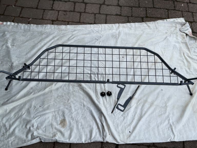 Passat Estate Dog Guard