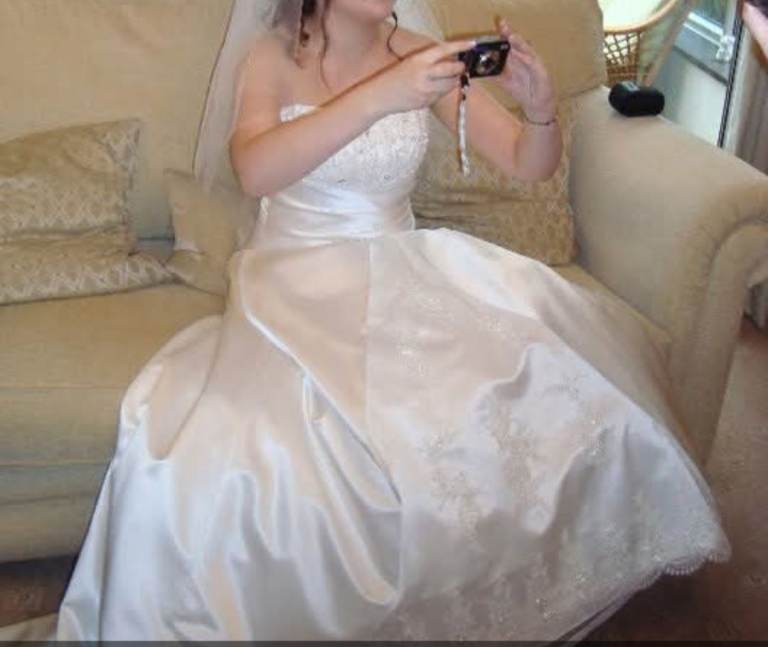 Wedding dress