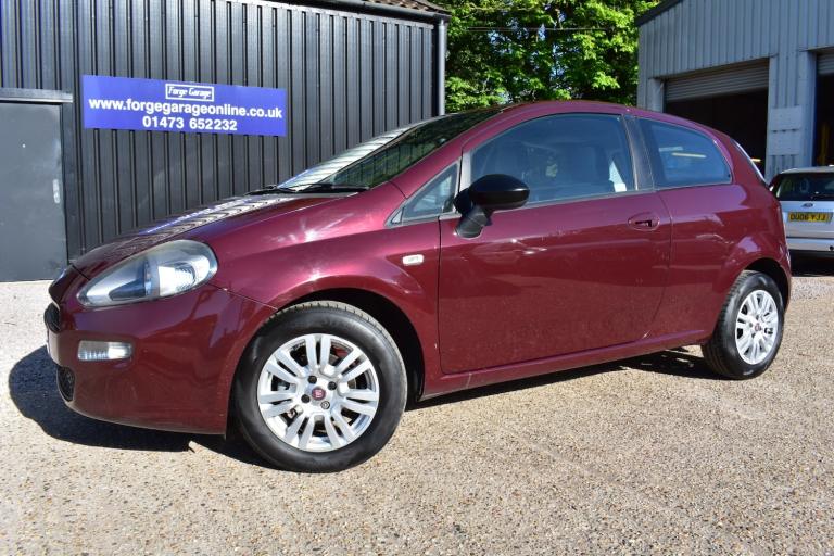 2013 Fiat Punto 1.4 Easy 3dr HATCHBACK Petrol Manual