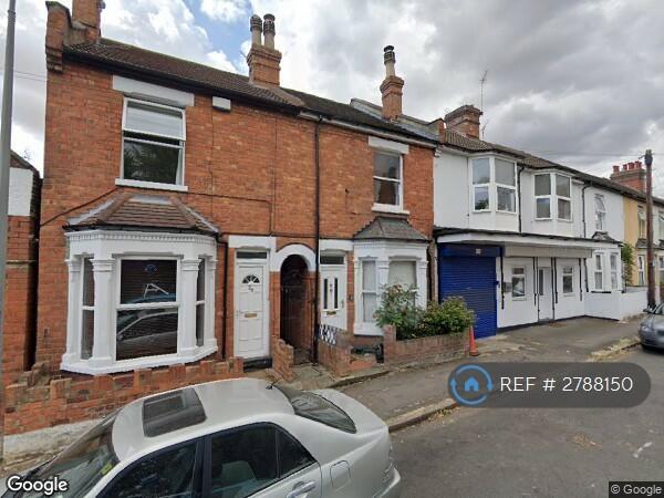 2 bedroom flat in Fenny Stratford, Milton Keynes, MK2 (2 bed) (#2788150)