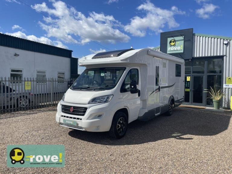 Roller team T-line 740 4 Berth 4 Belt End Garage Motorhome 3500kg Auto