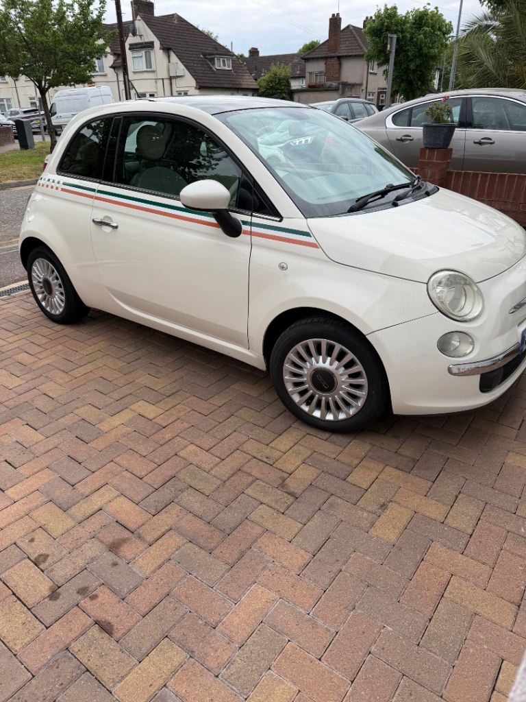 Very nice fiat 500 1.2 L petrol ulez