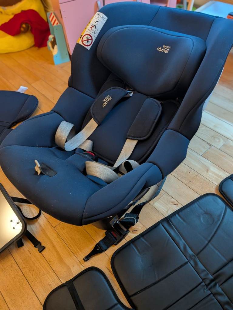 Britax Safway-M Extended Rear facing Car Seat 