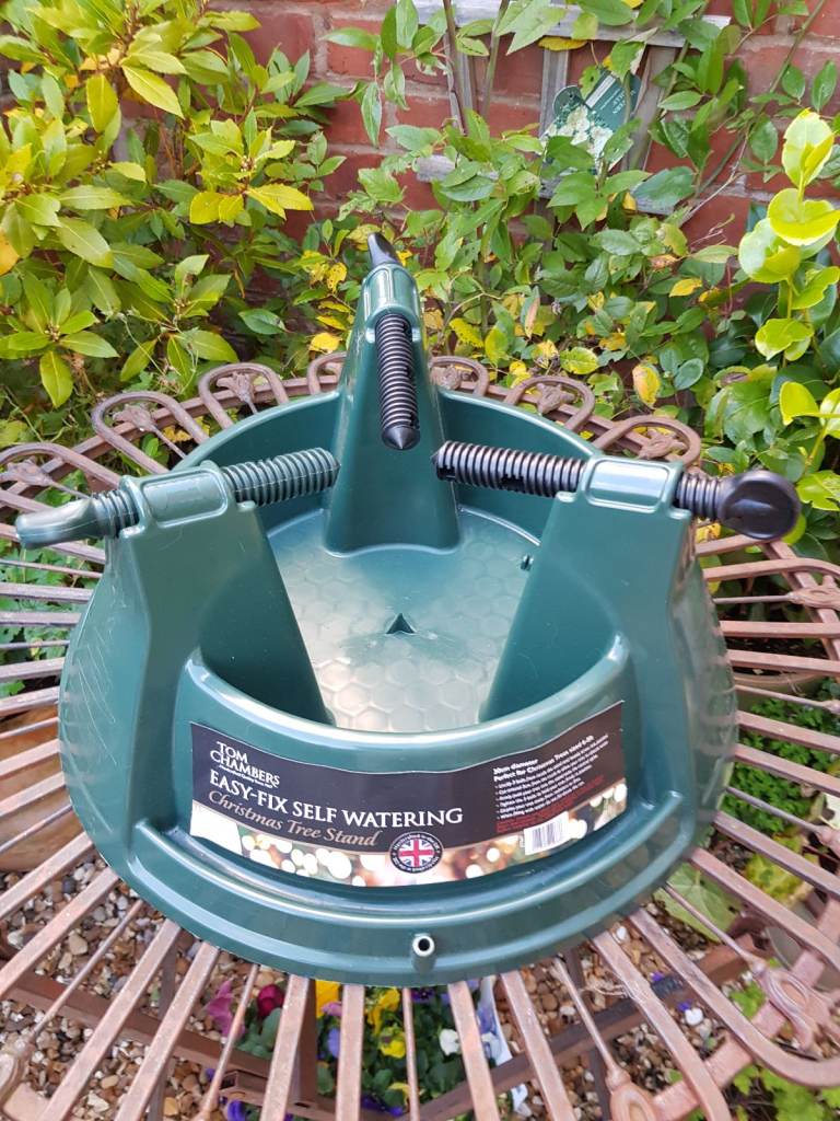 Christmas tree stand 