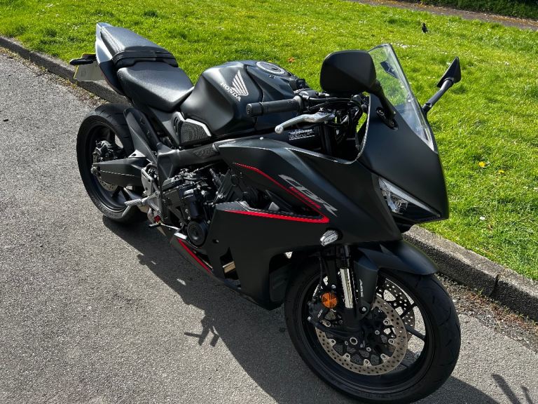Honda CBR650 R 