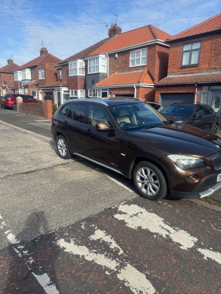 BMW, X1, Estate, 2009, Semi-Auto, 1995 (cc), 5 doors