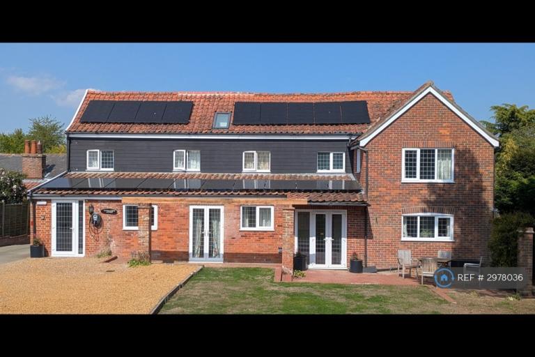 1 bedroom in Great Glemham Road, Saxmundham, IP17 (#2978036)