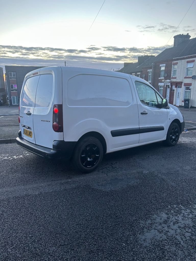 Peugeot, PARTNER van swap for car/trucktransit connect quad 