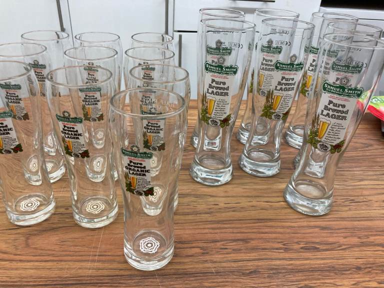 SAMUEL SMITH HALF PINT GLASSES PURE BREWED LAGER X 17 GLASSES FOR CATERING BAR