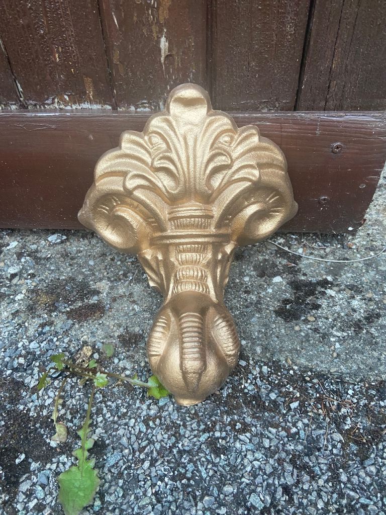 Original Cast Iron Roll Top Slipper Bath