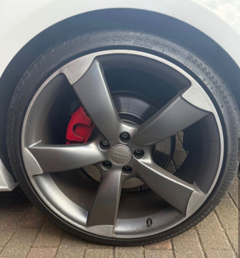 Genuine Audi Rota’s 21 inch alloys