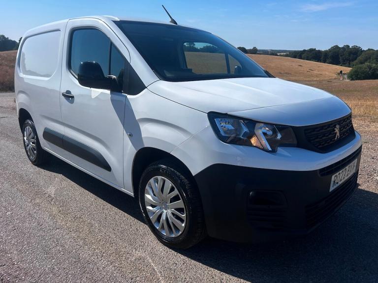 2022 Peugeot Partner BLUEHDI PROFESSIONAL PREMIUM L1 Panel Van Diesel Manual