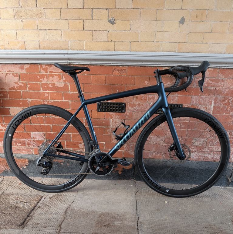Specialized Aethos Expert 2025 Full Carbon Road Bike 56cm Free UK Delivery