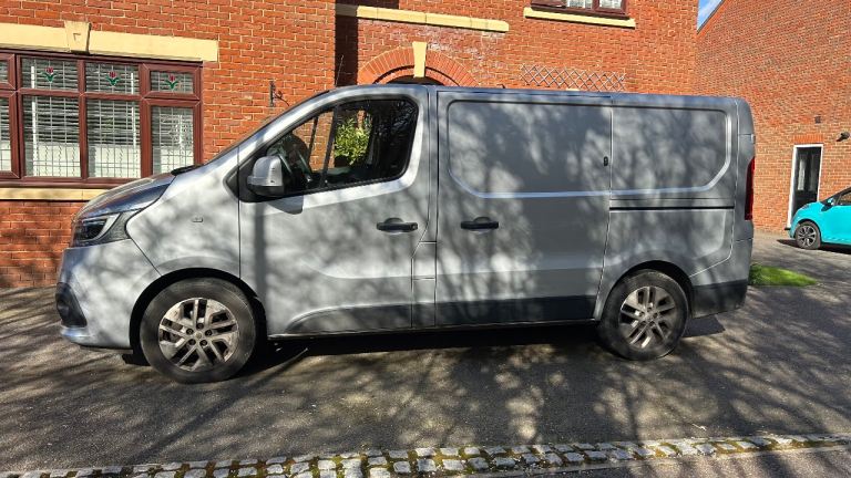 Renault, TRAFIC SPORT ENERGY,  2021, Manual, 1997 (cc)