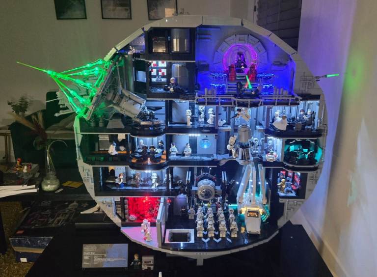 LEGO Death Star 2025 Fully Built With Expensive Light Kit Installed AND IN CUSTOM DISPLAY CASE