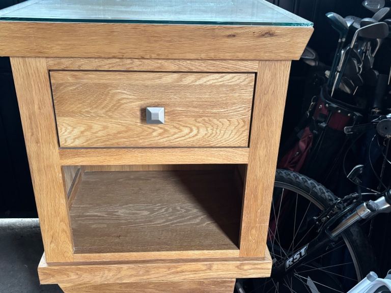 Light oak bed side tables 