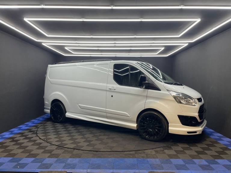 2015 Ford Transit Custom 2.2 TDCi 290 Trend Panel Van 5dr Diesel Manual L2 H1 (186 g/km, 123 bhp)...