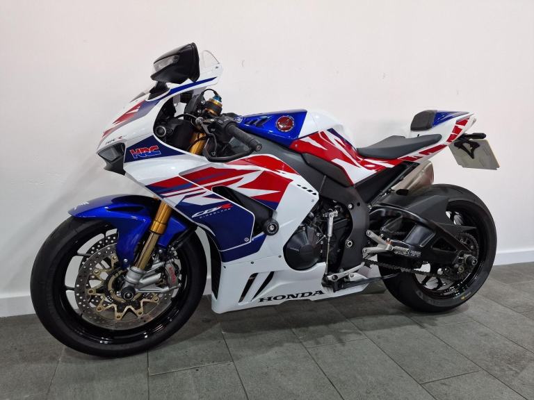 2024 Honda Fireblade CBR1000RRR SP, 30th Anniversary Edition, Warranty 06/26