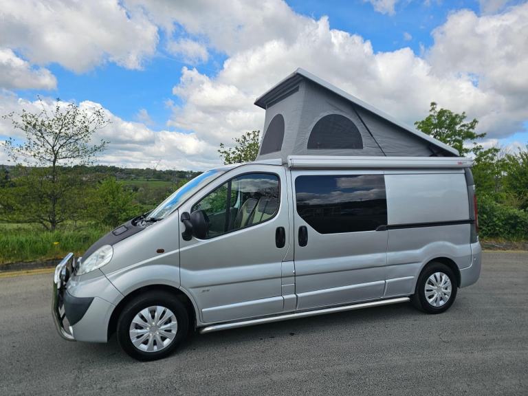 Vauxhall Vivaro Sportive 2.0 DCi Pop Top Campervan 2010
