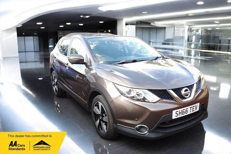 2016 Nissan Qashqai 1.2 DiG-T N-Connecta 5dr Xtronic HATCHBACK PETROL Automatic