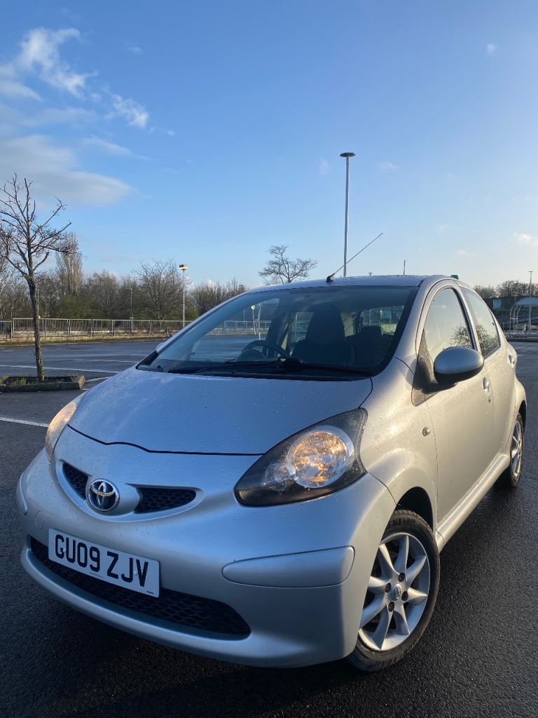 Toyota, AYGO, Hatchback, 2009, Manual, 998 (cc), 5 doors