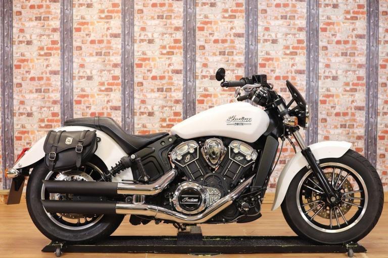 2021 INDIAN SCOUT - ONLY 3,584 MILES! - VANCE AND HINES PIPES AND MORE EXTRAS
