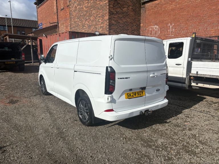 Ford, TRANSIT CUSTOM, Panel Van, 2024, Automatic, 1996 (cc)