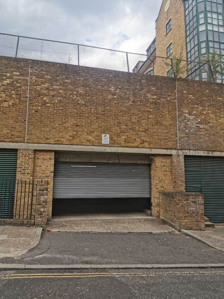 Secured parking,  Marylebone, NW8 