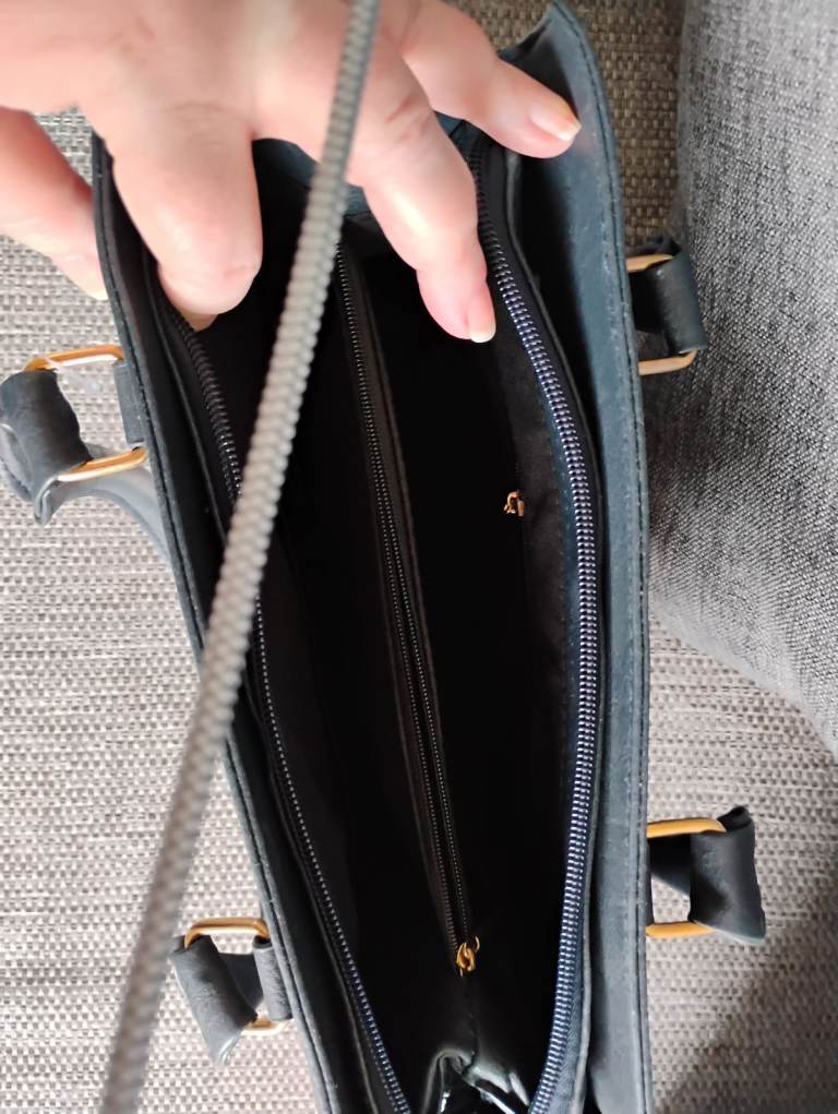 Quiz navy scarf tote bag