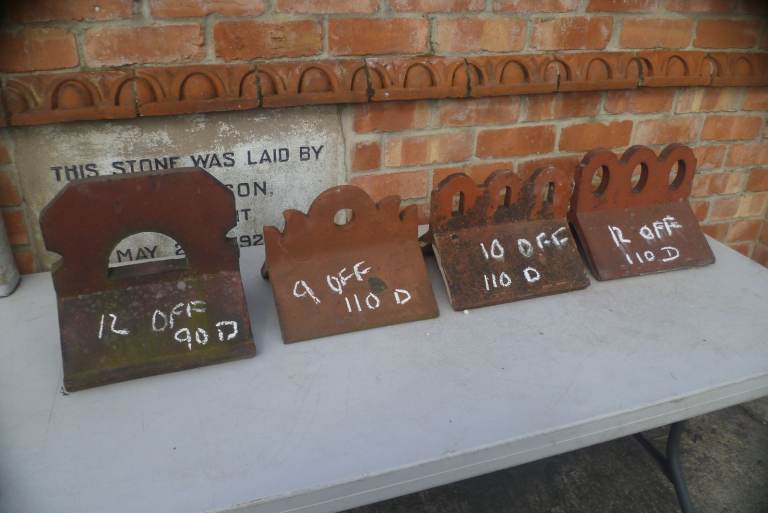 Ridge tiles Ornamental Roof Ridge Reclaimed Ridge tiles LARGE AMOUNT 