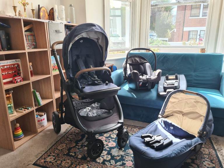 Joie Travel System with Car Seat and Carrycot – Good Condition