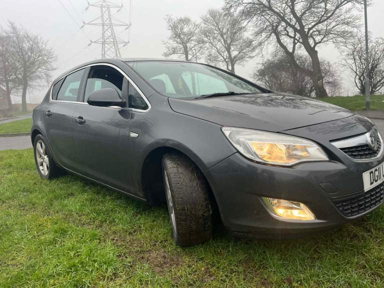 2011 VAUXHALL ASTRA 2.0CDTI 130k MILES LONG MOT £995